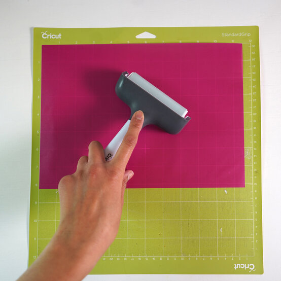 cricut_lanterns-for-diwali_step3.jpg?sw=554&q=85