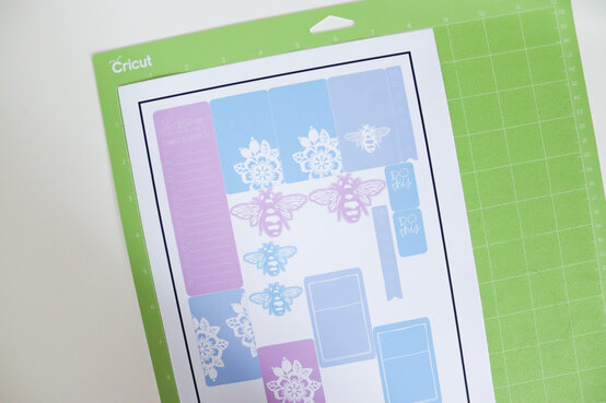 hc-planner-stickers-step-4.jpg?sw=554&q=85