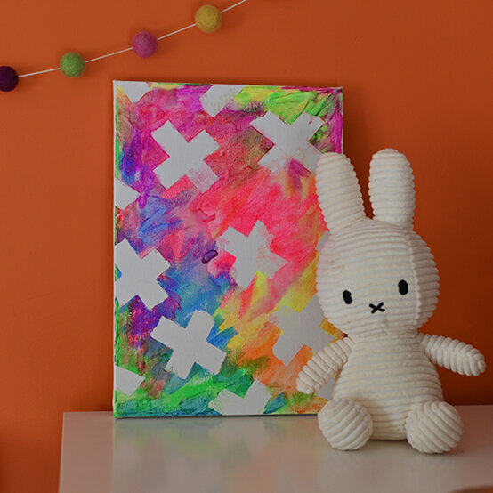 art-ideas-to-do-with-your-baby12.jpg?sw=554&q=85