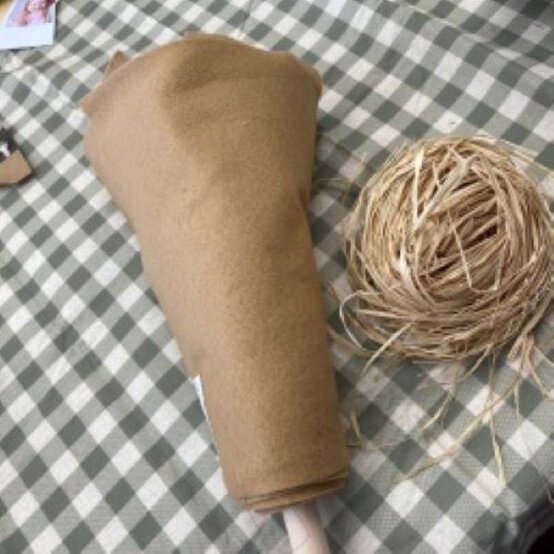 ideas%5Feasy%2Dhalloween%2Dcostumes%2Dfor%2Dkids%5Fwitches%2Dbroom%5F3.jpg?sw=554&q=85