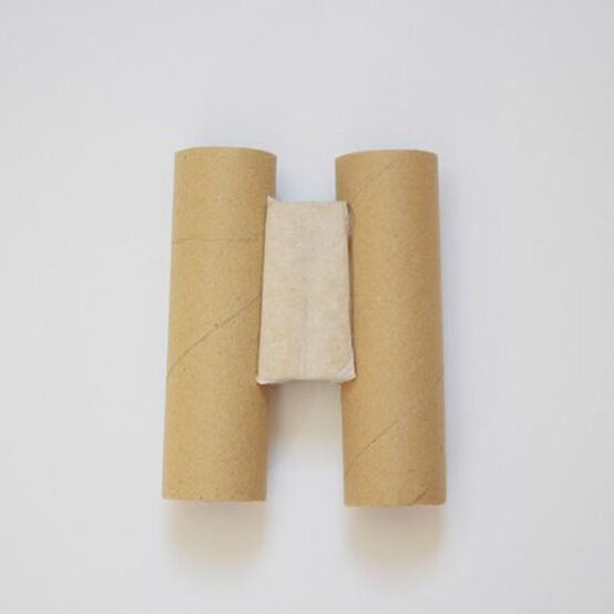 binoculars_step2.jpg?sw=554&q=85