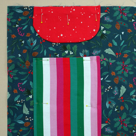 how-to-sew-a-craft-organiser_step7_2.jpg?sw=554&q=85