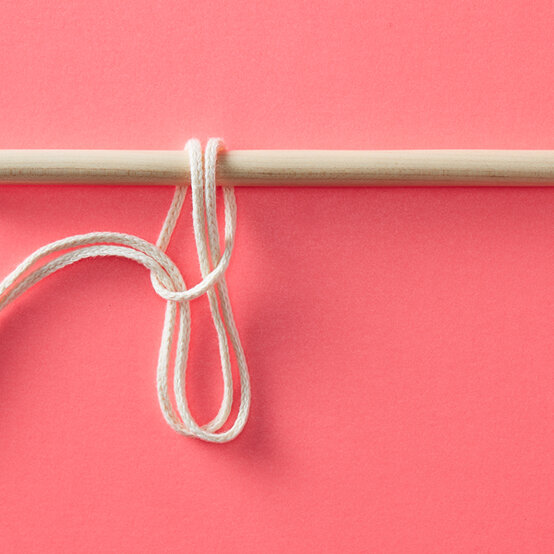 idea_get-started-in-macrame-lark_step2.jpg?sw=554&q=85