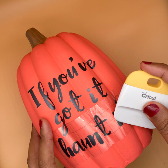 slogan-pumpkins_step-7b.jpg?sw=554&q=85