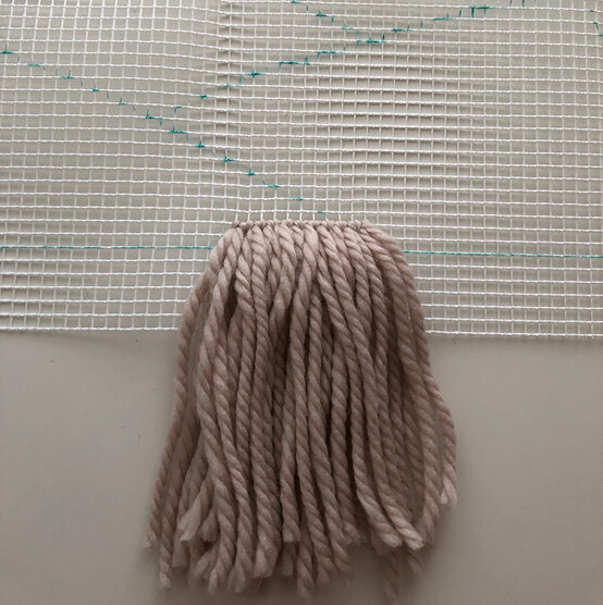 Idea_How-to-make-a-latch-hook-tree_Step-3g.JPG?sw=554&q=85