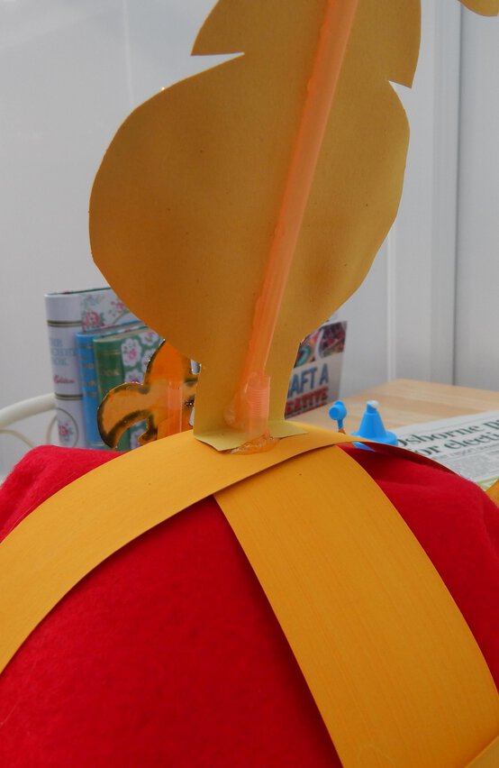 tudor-crown-handy-hint.jpg?sw=554&q=85