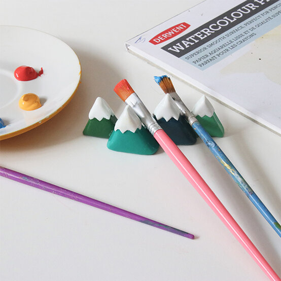 fimo-paintbrus.jpg?sw=554&q=85