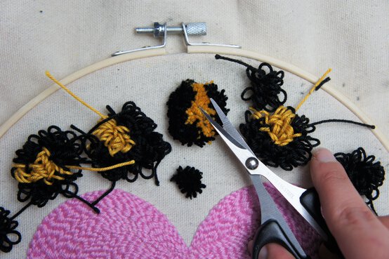 how_to_make_a_girl_power_punch_needle_hoop_step-8.jpg?sw=554&q=85