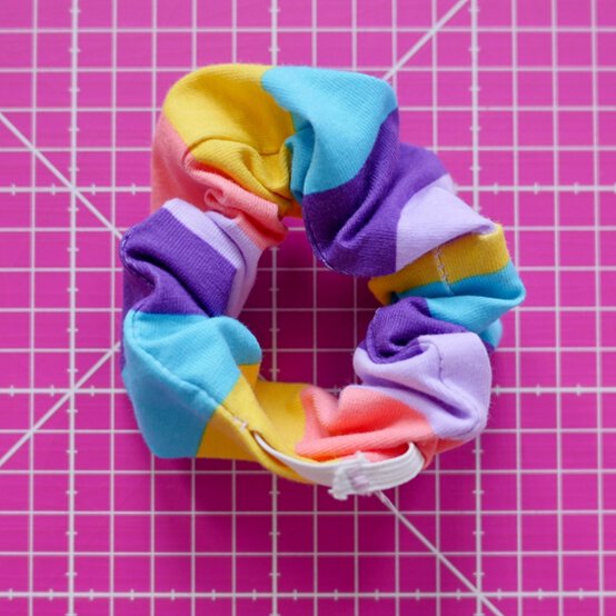 Jersey%20Sportswear_Scrunchie_Step7.jpeg?sw=554&q=85