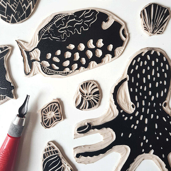 artisan-holly-parkhouse-fish-lino-cuts.jpg?sw=554&q=85