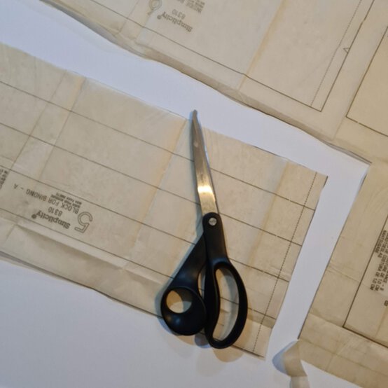 Idea_how-to-sew-a-quilted-bag_step4.jpg?sw=554&q=85