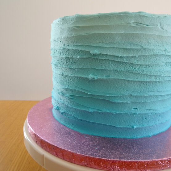 mermaid-cake_step4_2_edit.jpg?sw=554&q=85