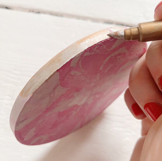 how_to_make_marbled_coasters_5.jpg?sw=554&q=85