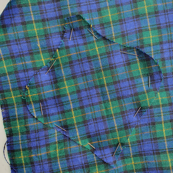 personalised-embroidered-decorations_step23_2.jpg?sw=554&q=85