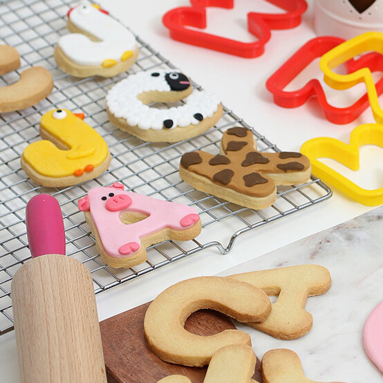 animal-cookies.jpg?sw=554&q=85