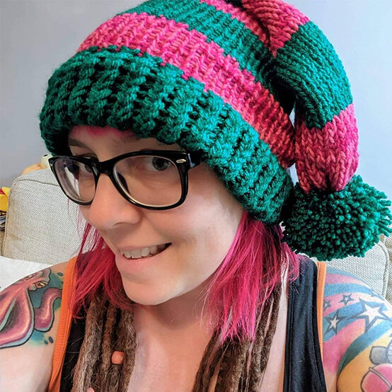 artisan-emma-pickworth-happy-hat.jpg?sw=554&q=85