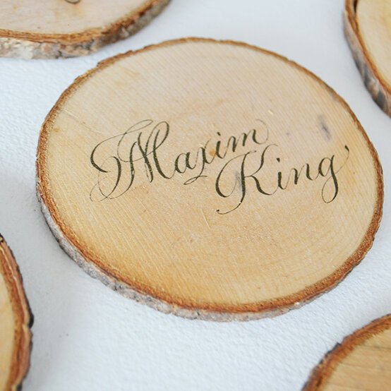 joyce-lee-modern-calligraphy-namecard-10.jpg?sw=554&q=85