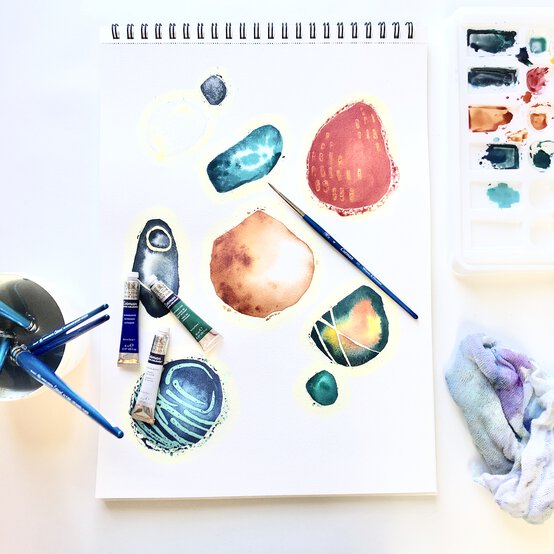 how-to-create-abstract-watercolour-pebbles_step8.jpg?sw=554&q=85