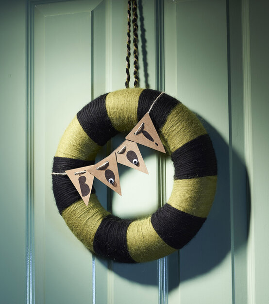 boo-wreath.jpg?sw=554&q=85
