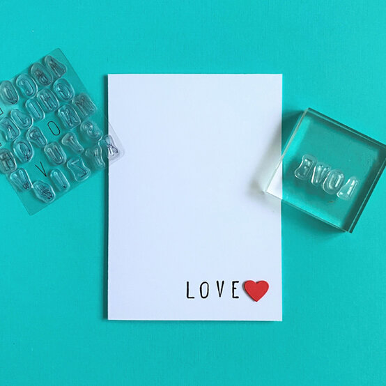 idea_valentines-card-round-up-love_step2.jpg?sw=554&q=85