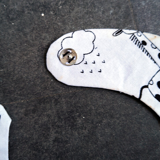 baby-bibs-10.jpg?sw=554&q=85