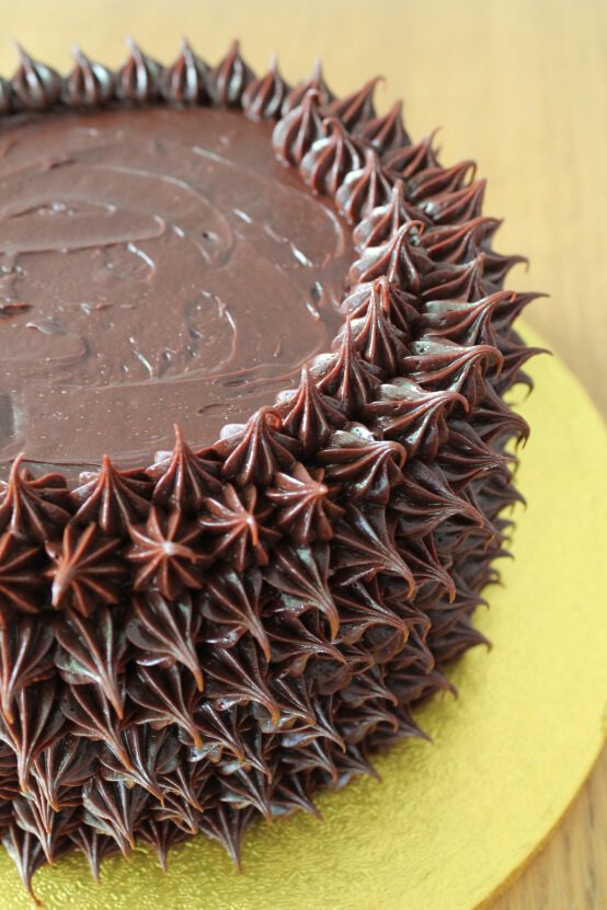 reindeer-cake7.jpg?sw=554&q=85