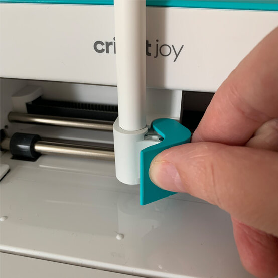 cricut-joy-card_step4_1.jpg?sw=554&q=85