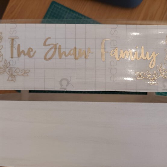 christmas-crate-10.jpg?sw=554&q=85