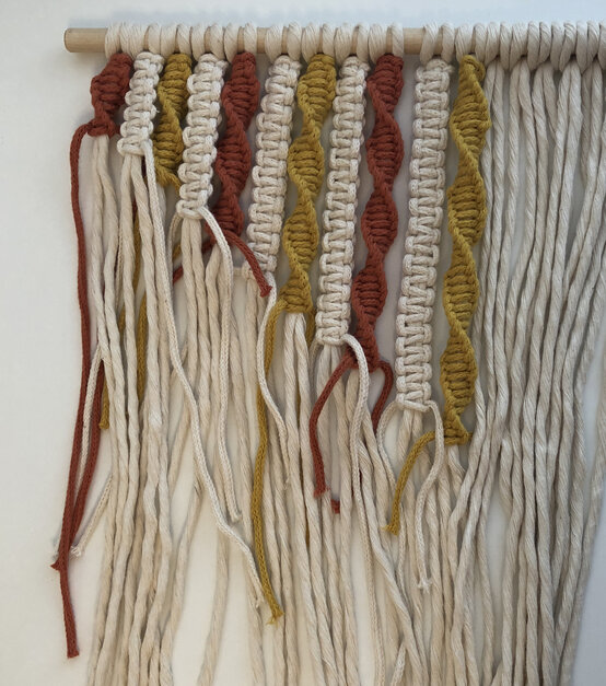 how_to_make_a_diagonal_macrame_wallhanging_step-13.jpg?sw=554&q=85