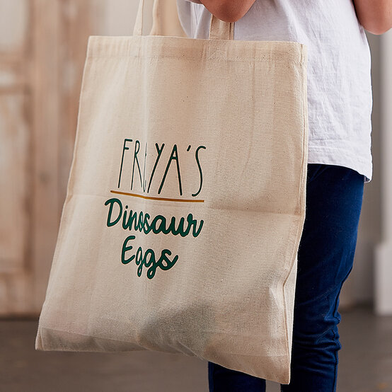 cricut_dinosaur-egg-hunt_bag.jpg?sw=554&q=85