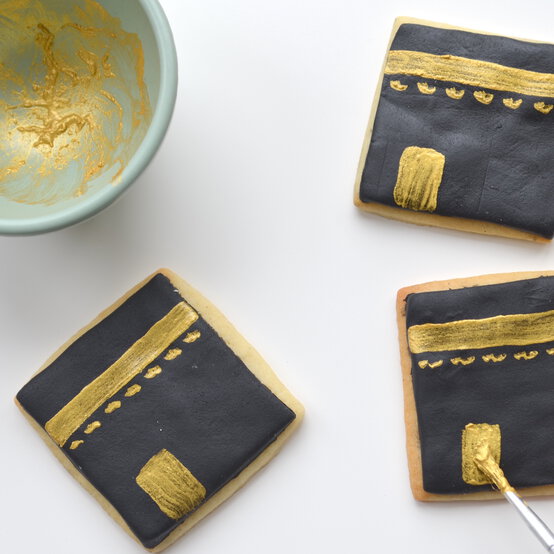 eid_biscuits_9.jpg?sw=554&q=85