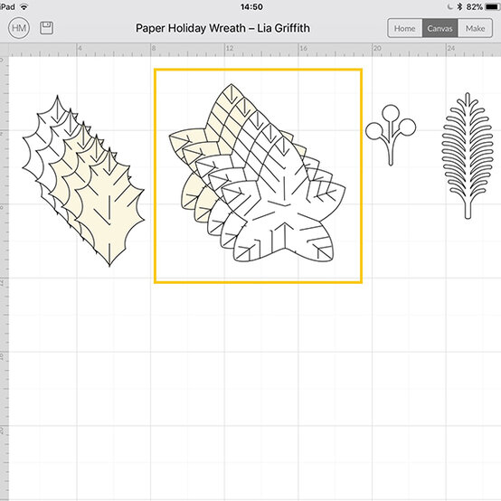 cricut-white-wreath-2.jpg?sw=554&q=85