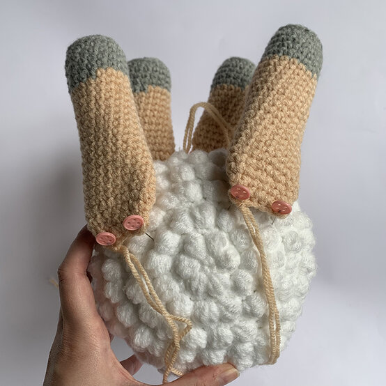 How%2Dto%2DCrochet%2Dan%2DAmigurumi%2DSheep%5FAssembly%5F1.jpeg?sw=554&q=85