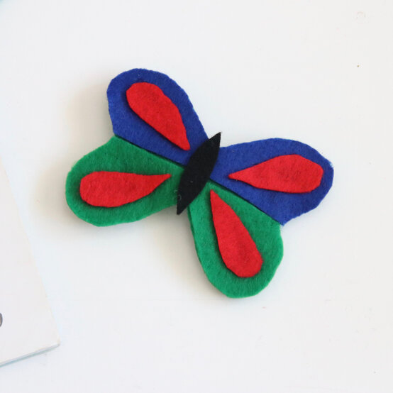 paper_dolls_butterfly_step_10.jpg?sw=554&q=85