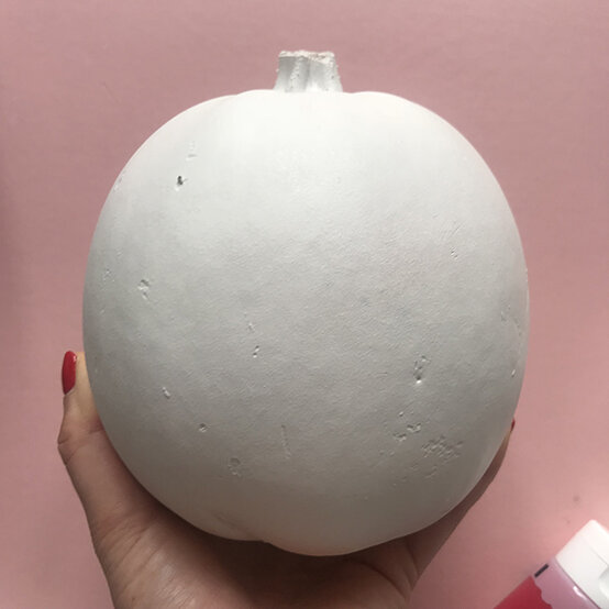 autumnal-painted-pumpkins-1.jpg?sw=554&q=85