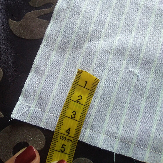 step_3-cut-4-cm-corners-copy.jpg?sw=554&q=85