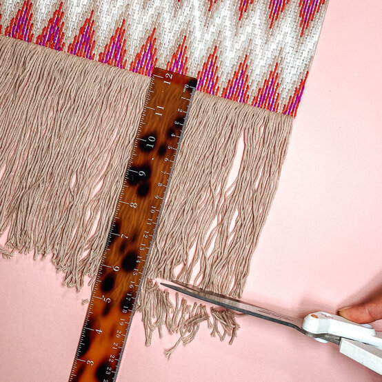 how_to_make_a_bargello_wallhanging_step-8.jpg?sw=554&q=85