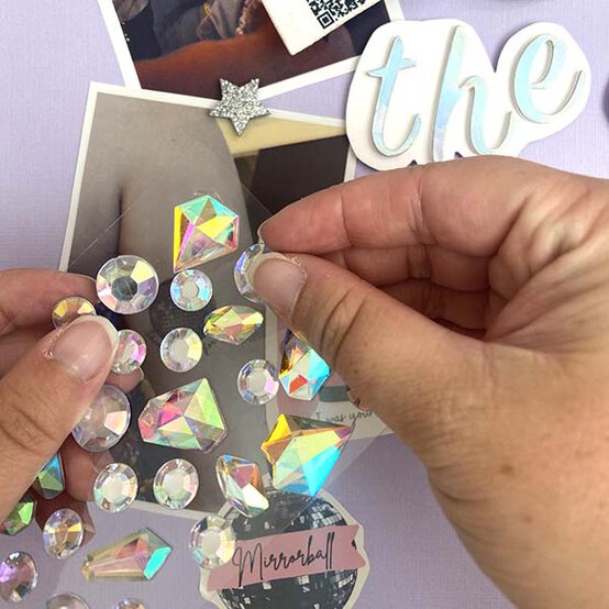 ideas%5Fconcert%2Dmemory%2Dframe%5Fstep%2D4c.jpg?sw=554&q=85