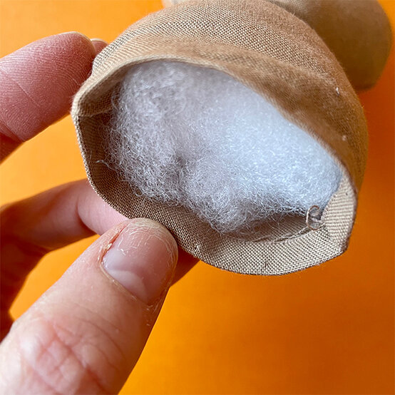 how%2Dto%2Dsew%2Da%2Ddoll%5Fstep%2D3b.jpg?sw=554&q=85