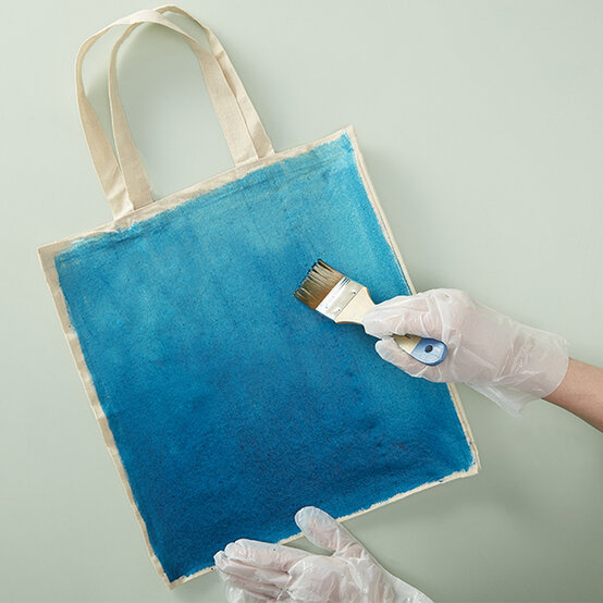 tote-1-.jpg?sw=554&q=85