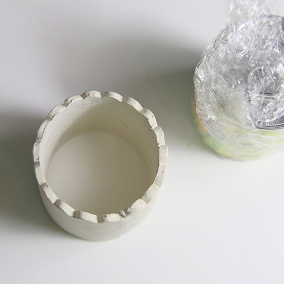 air-dry-clay-planters-3.jpg?sw=554&q=85