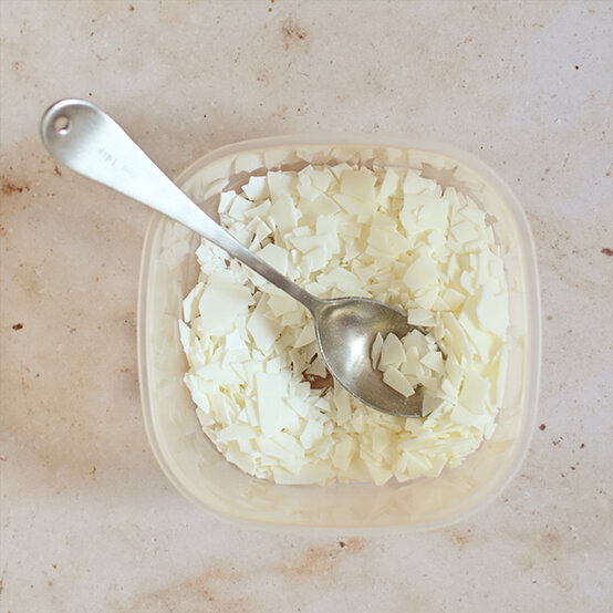 preserve-autumn-leaves-step-1.jpg?sw=554&q=85