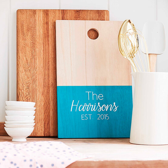 family-plaque.jpg?sw=554&q=85