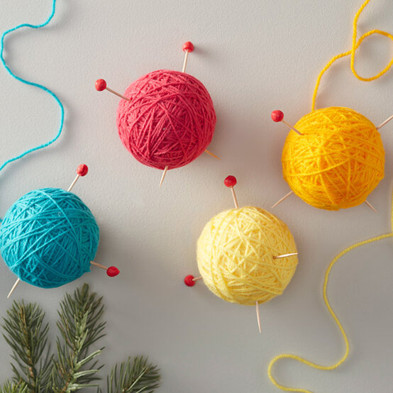 yarn-ball-baubles.jpg?sw=554&q=85