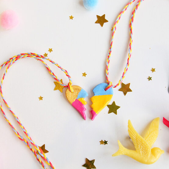 clay-best-friend-necklaces-5b.jpg?sw=554&q=85