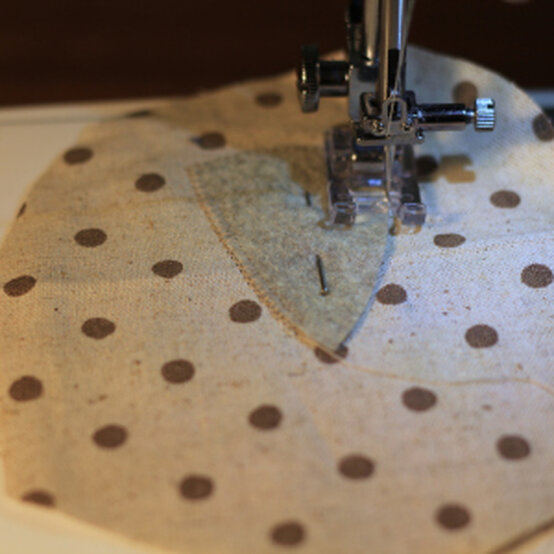 bear-handwarmers-little-button-diaries-5b.jpg?sw=554&q=85