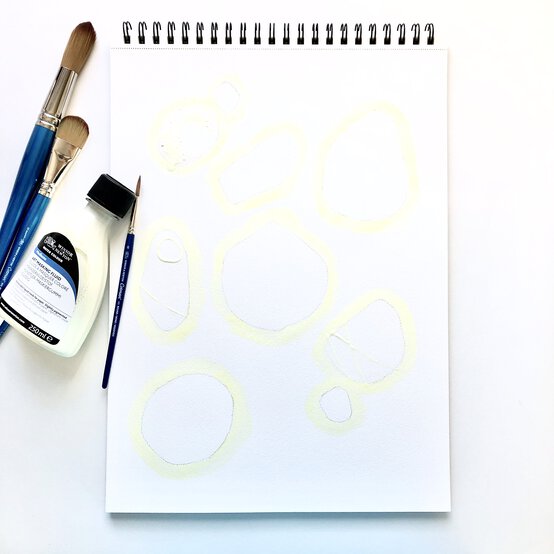 how-to-create-abstract-watercolour-pebbles_step3_2.jpg?sw=554&q=85