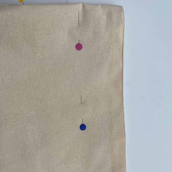 Idea_how-to-punch-needle-a-christmas-present-sack_step15.jpg?sw=554&q=85