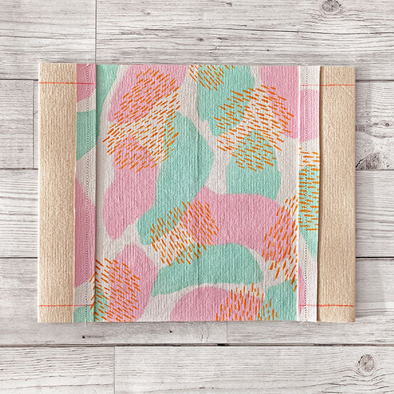 personalised-home-office-decor_notebook-cover_step4_2.jpg?sw=554&q=85