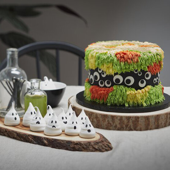 Idea_how-to-make-a-halloween-fault-line-cake_step7.jpg?sw=554&q=85